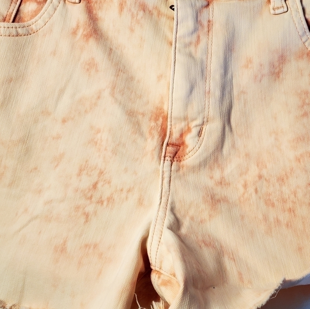 Arizona jean Short tye dye Salmon Size 17 NWTG - Picture 15 of 16